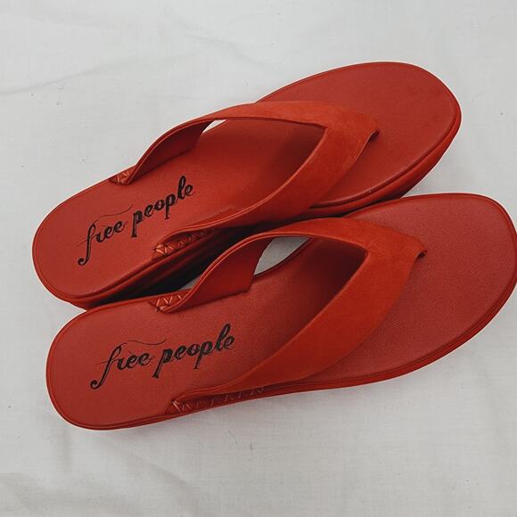 NEW Free People Haven Red Leather Thong Platform Sandal in Flame Red - Picture 10 of 14